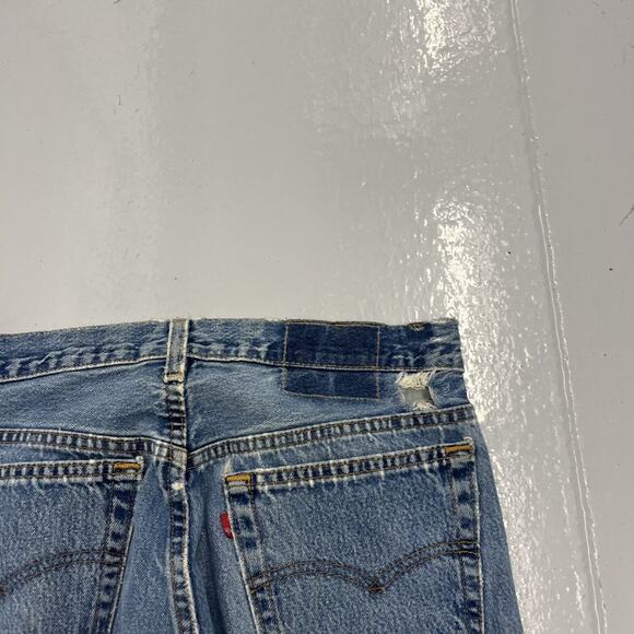 Vintage 90s Levi's 501 Blue Buttonfly Straight Jeans 30x31 - Picture 5 of 7